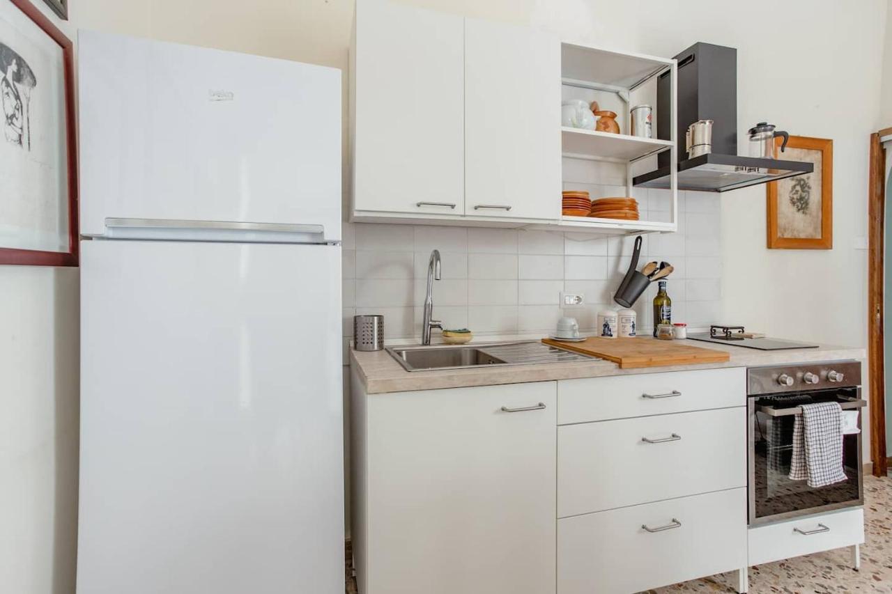 Casa Ida - Entire House Apartment Катания Екстериор снимка